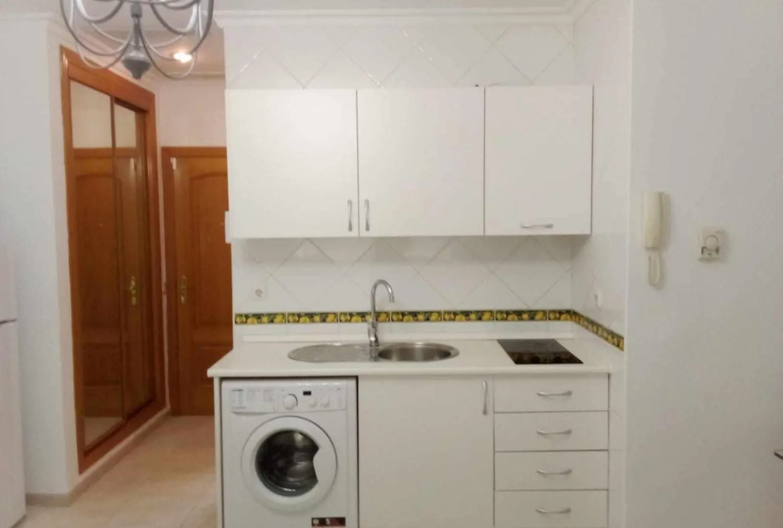 Coqueto estudio en Calle Vela Benalmádena 0*,