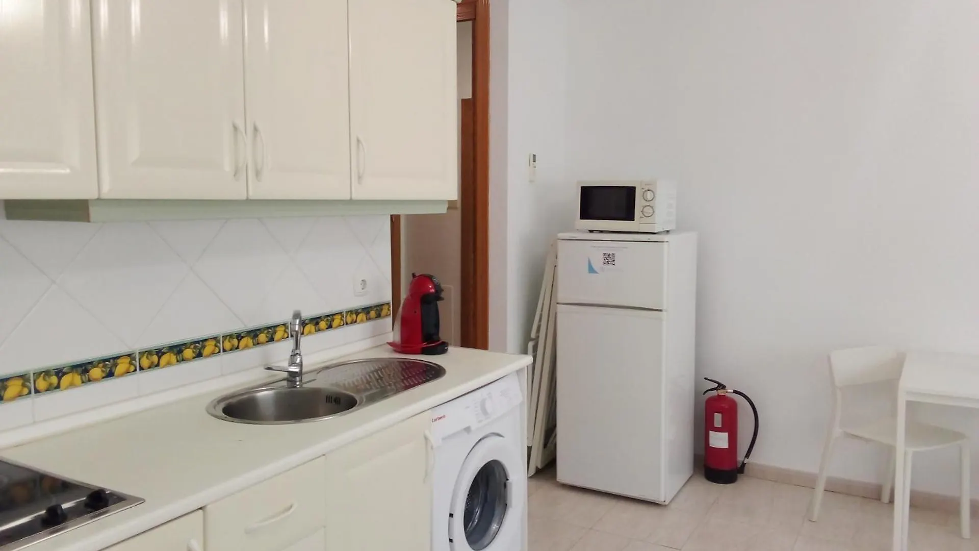 Coqueto Estudio En Calle Vela Benalmádena Appartement